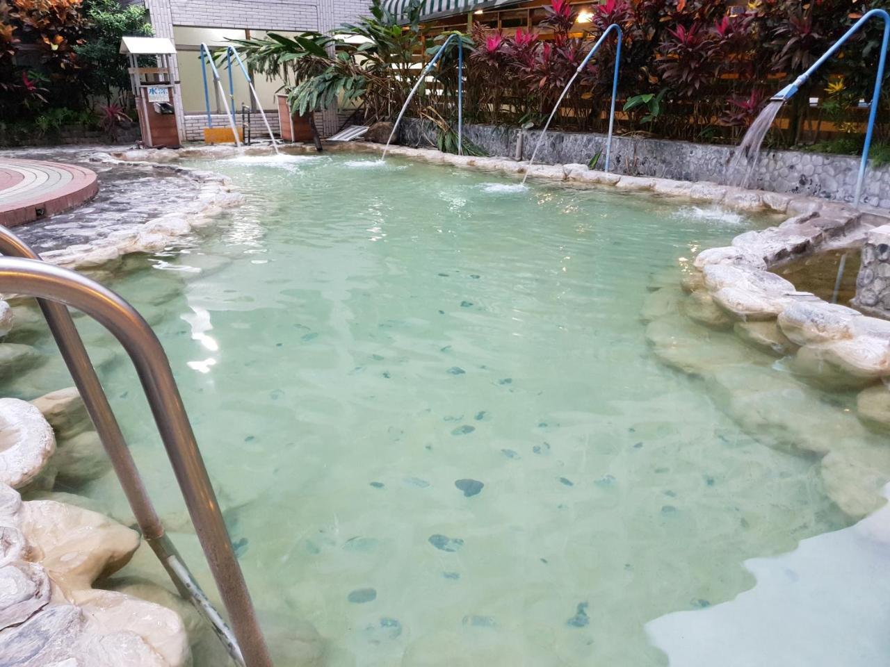 逸仙溫泉旅宿yi-Shian Hotsprin House Wenquan Екстериор снимка